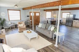 The Rustic Reed Barn - Image 2