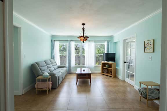 Bahamas - Image 1